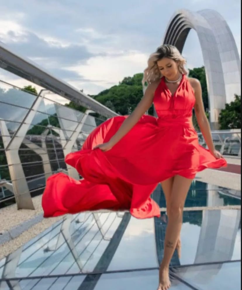 Сукня зі шлейфом 3,5 метри для фотосесії, відправляємо по всій країні