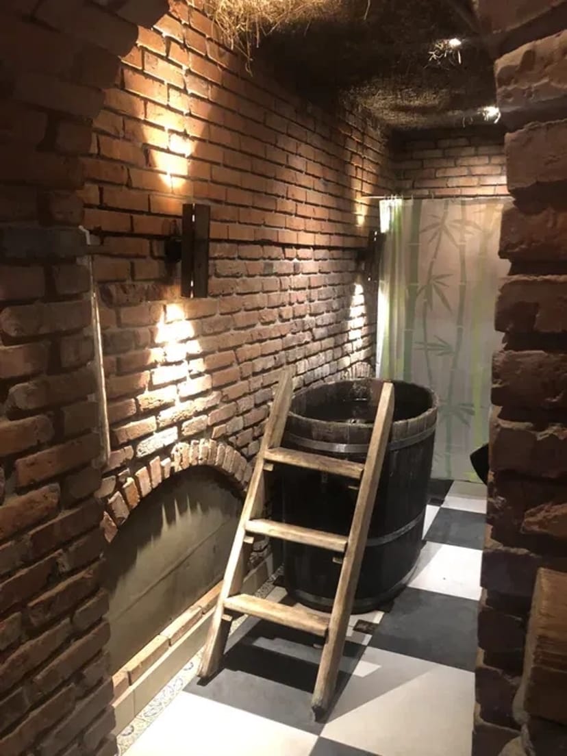 Баня на дровах із теплим басейном та джакузі. Вуличний басейн, мангал, затишна альтанка