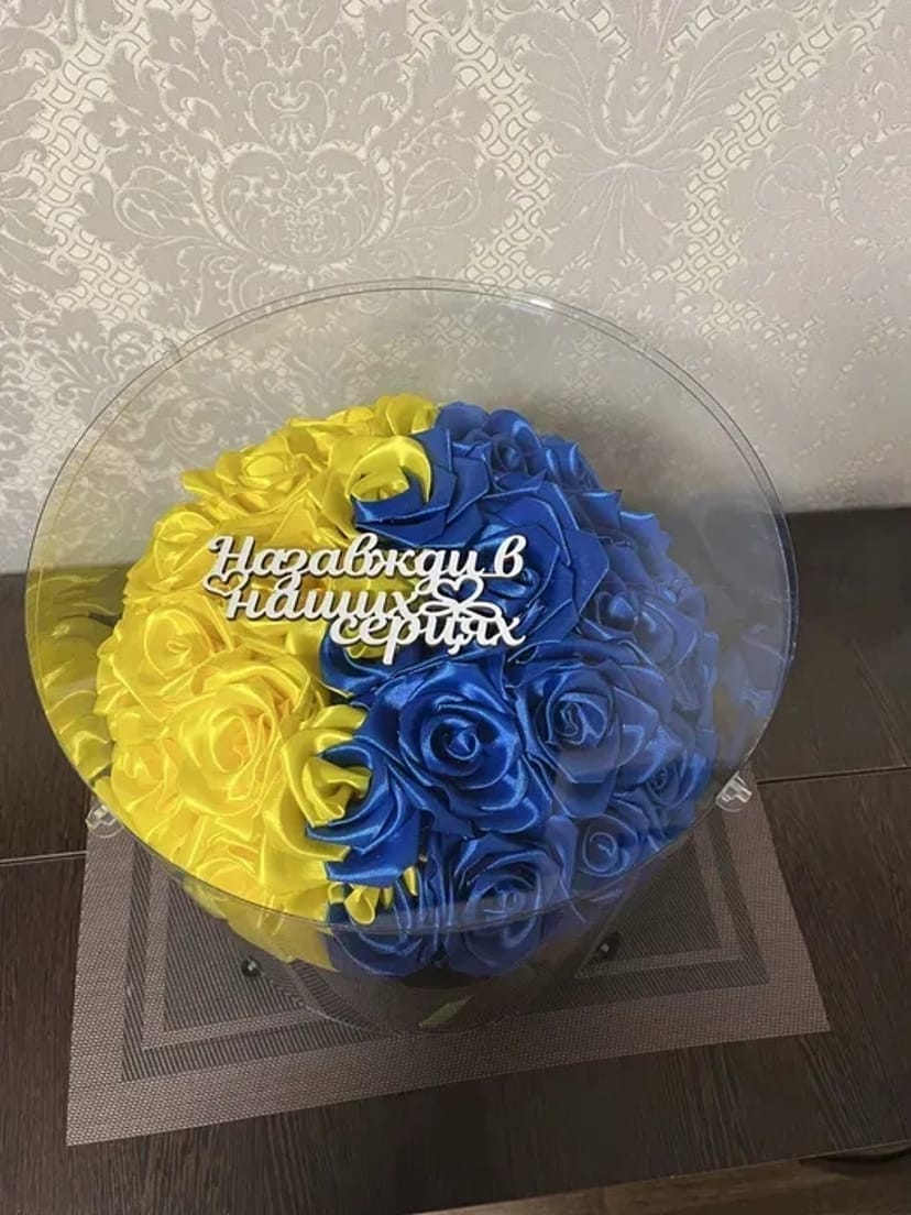 Букети з атласної стрічки, для особливих моментів на замовлення