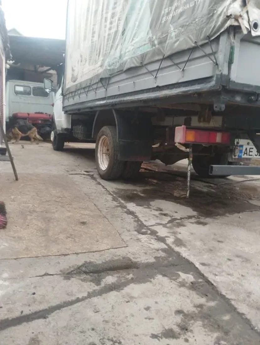 Вивезення сміття будівництво побутового сміття об'ємного газель 4 метри виніс/занесення