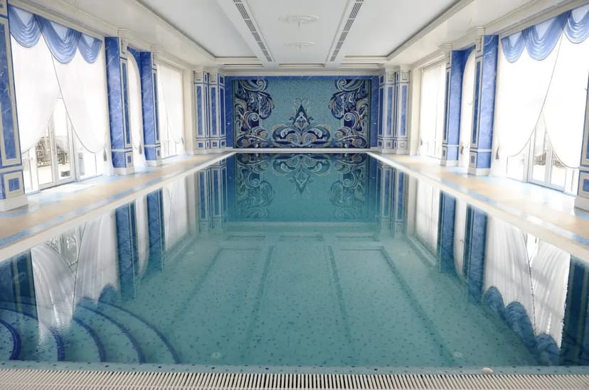 БУДІВНИЦТВО БЕТОННИХ БАСЕЙНІВ