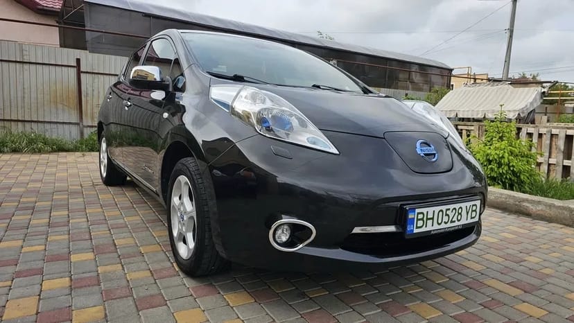 Електромобіль Nissan Leaf