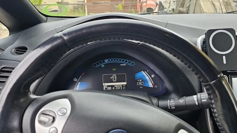 Електромобіль Nissan Leaf