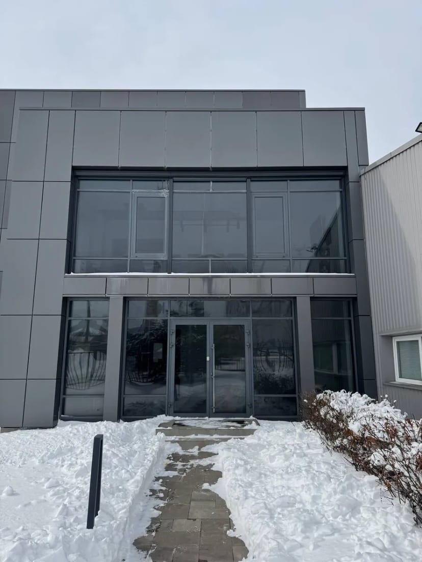 Офісно-промислове приміщення 1550 м2 у Вишгороді