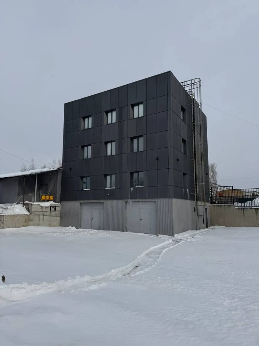 Офісно-промислове приміщення 1550 м2 у Вишгороді