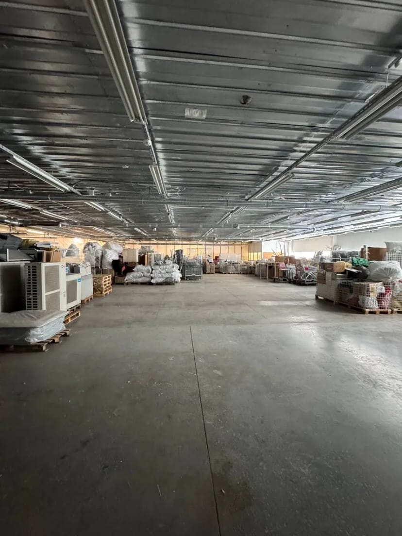 Офісно-промислове приміщення 1550 м2 у Вишгороді