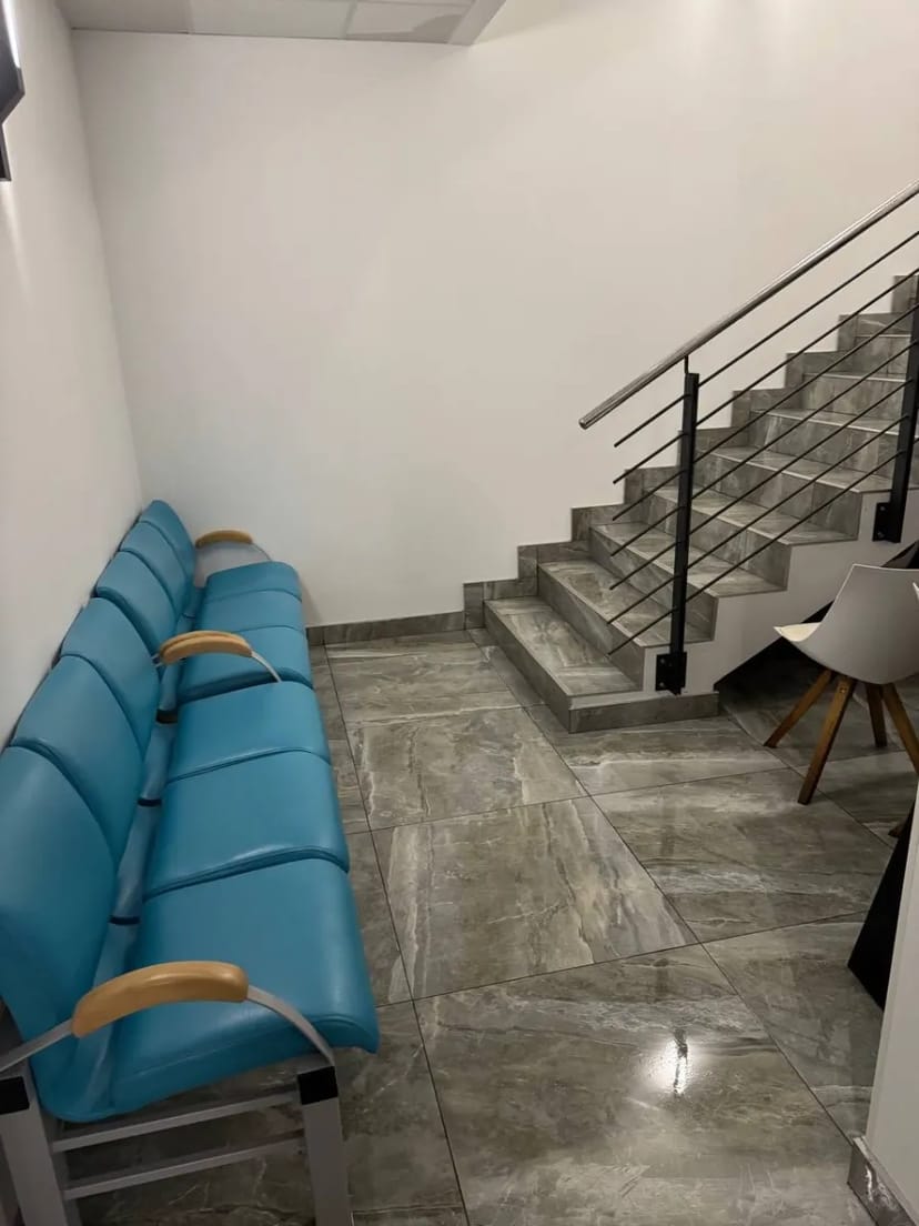 Офісно-промислове приміщення 1550 м2 у Вишгороді