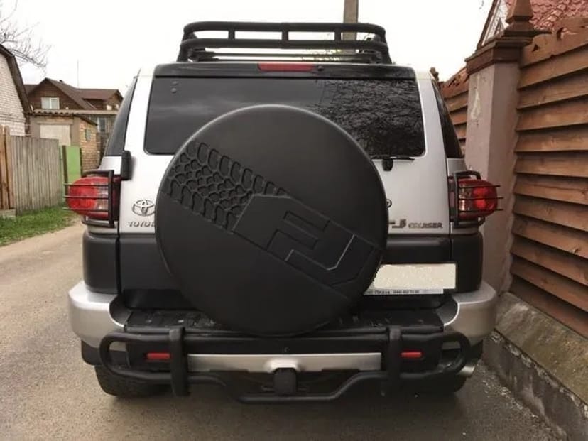 093 Позашляховик на весілля зйомки Toyota FJ Cruizer з водієм