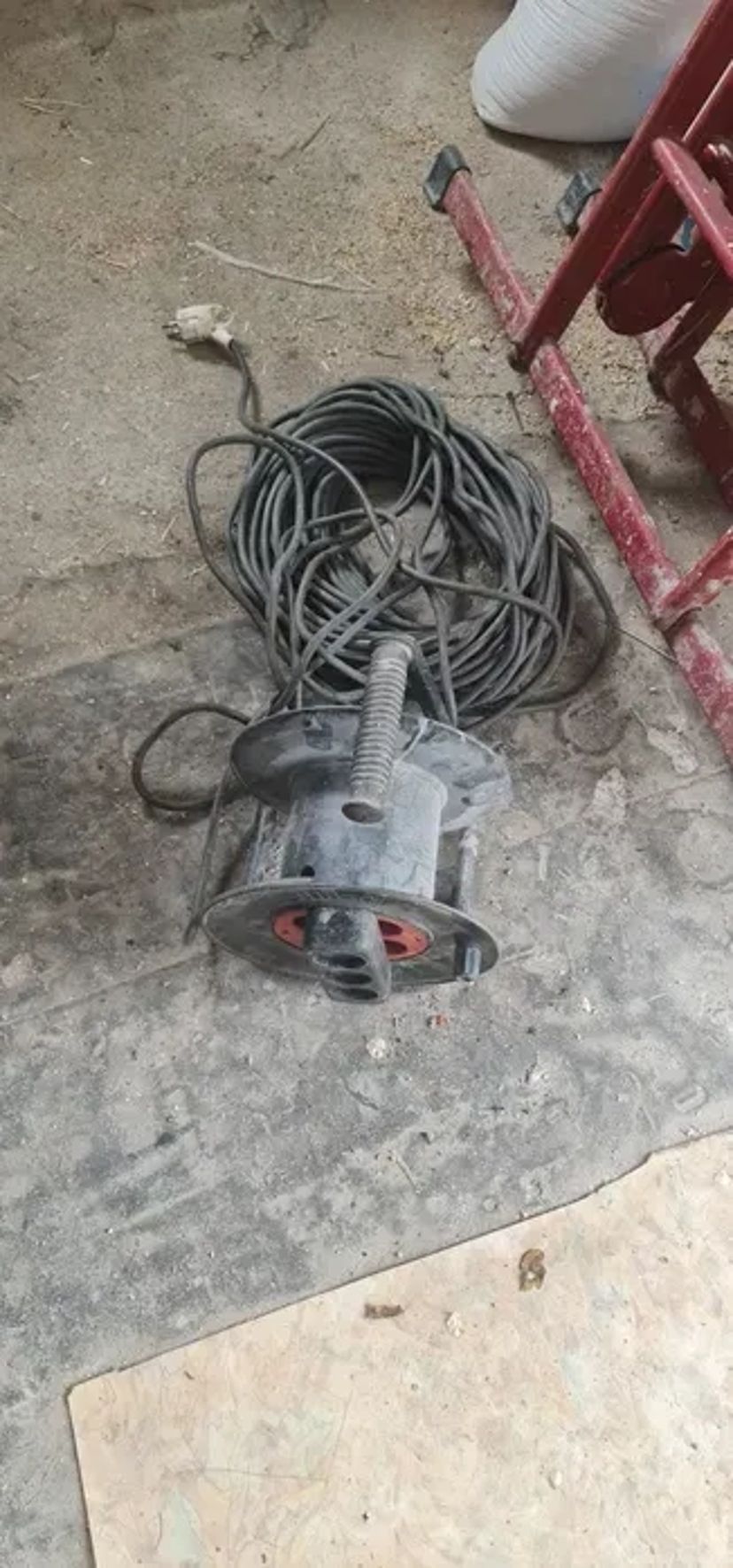 Подовжувач 20 метрів.