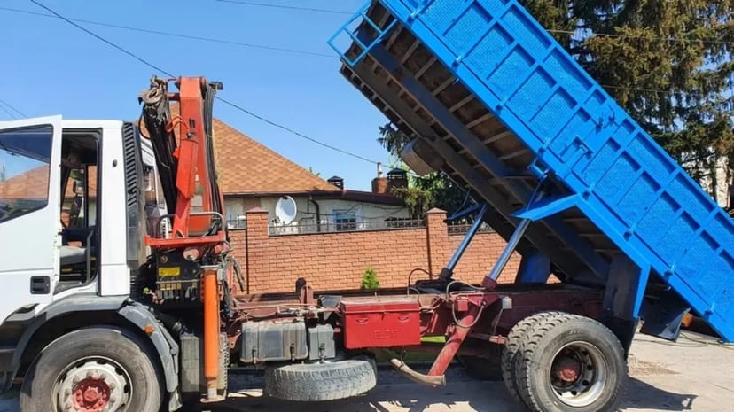 Кран - маніпулятор для транспортування вантажів