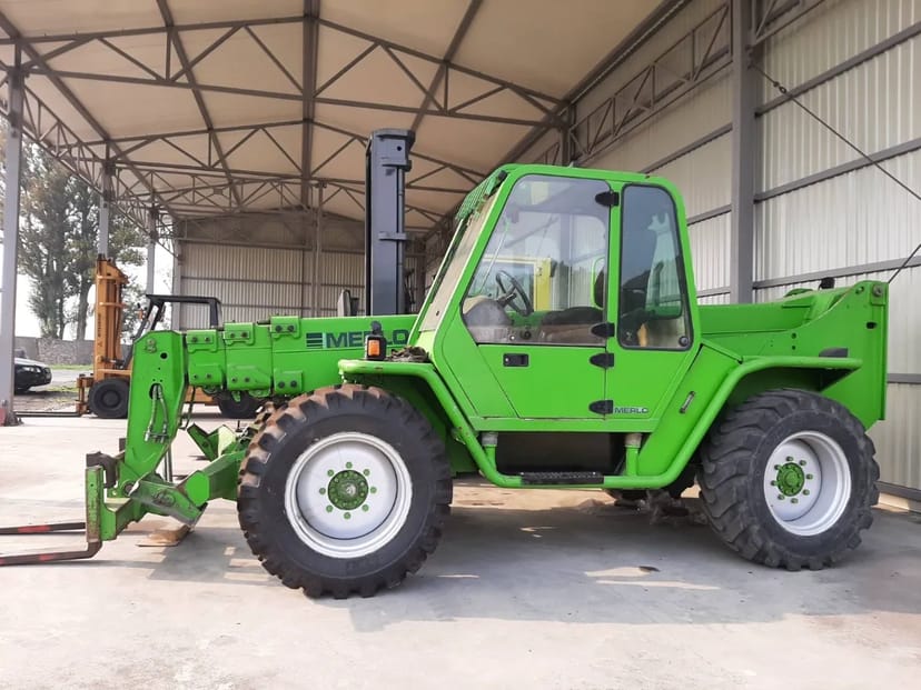 Навантажувач Merlo