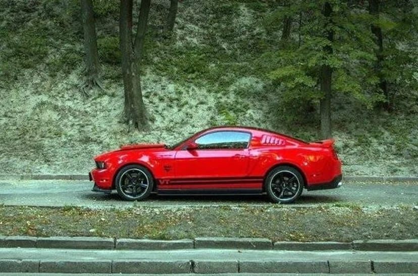 269 Ford Mustang GT Sport червоний на зйомки фото київ