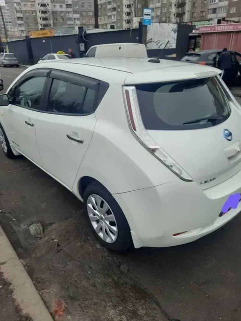 Автомобіль Nissan Leaf (Ніссан Ліф) 2016 р.в.