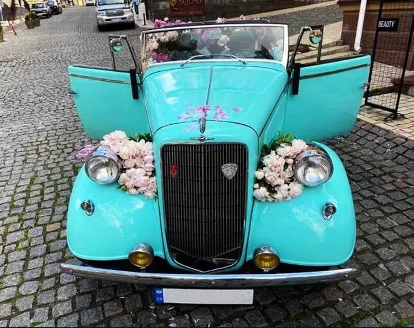 137 Ретро авто кабріолет для фотозони Opel бірюзовий