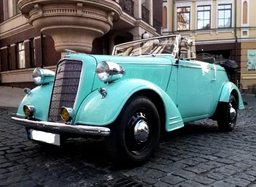 137 Ретро авто кабріолет для фотозони Opel бірюзовий