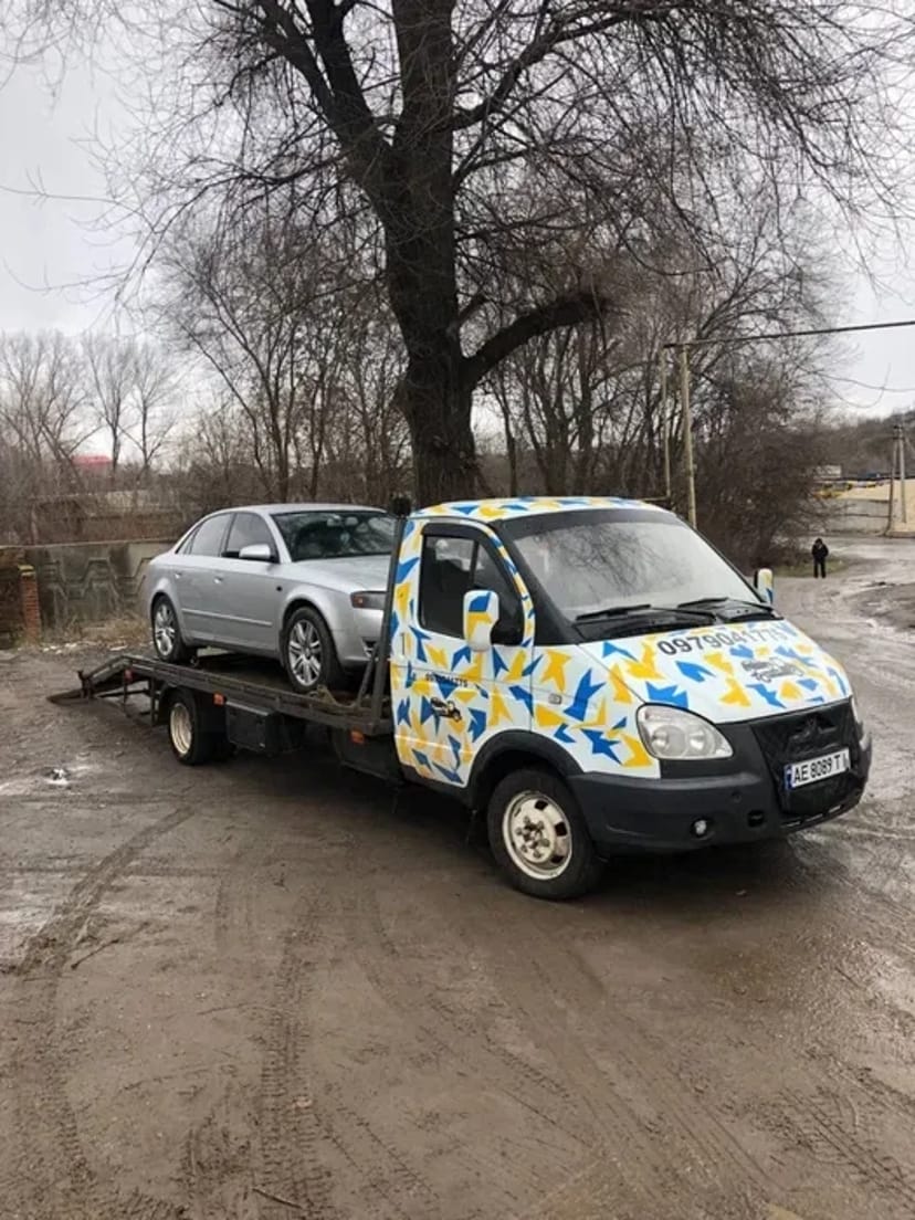 Дешевий Евакуатор. Послуги Евакуатора Кривий Ріг. Швидко та обережно перевеземо ваш автомобіль.