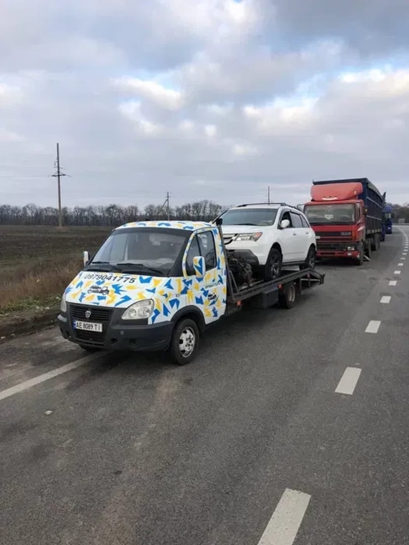 Дешевий Евакуатор. Послуги Евакуатора Кривий Ріг. Швидко та обережно перевеземо ваш автомобіль.