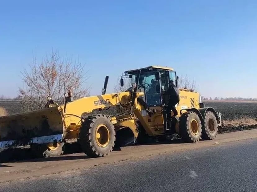 Грейдер SDLG 2021 р.в грейдерування