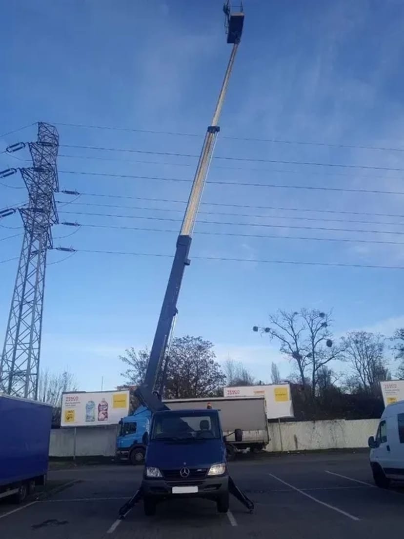 Автовишка. Автовишки 18, 21, 22, 24,28м. Львів вишка. Автовышка