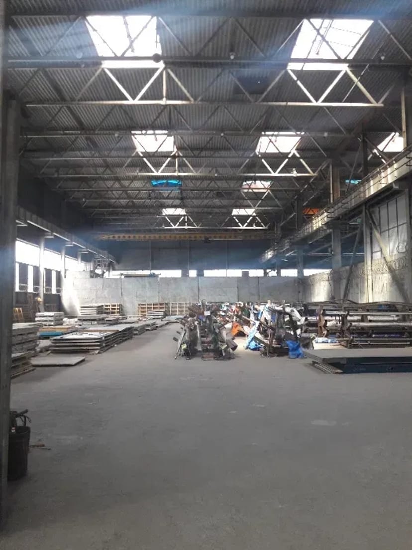 Приміщення (складські, виробничі, офісні, стоянка авто)