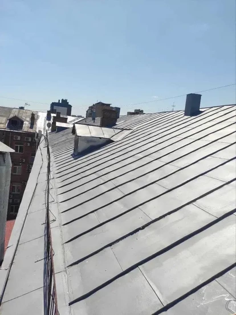 Повний комплекс очищення поверхонь. Миття дахів, парканів, фасадів від 5 000 грн.