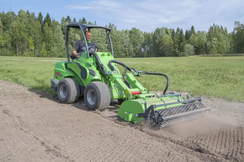 Культиватор AVANT — ефективна робота з ґрунтом