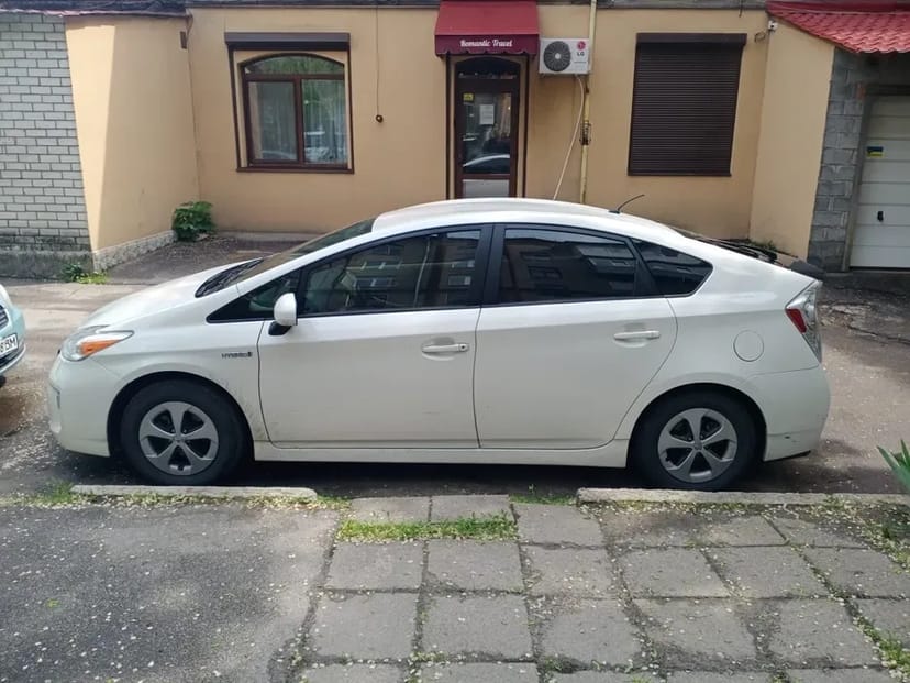 Автомобіль під таксі та для особистих цілей