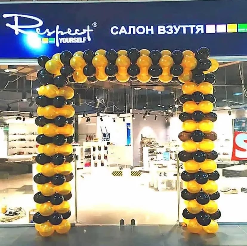 Оформлення кульками магазинів на відкриття, річницю, акції