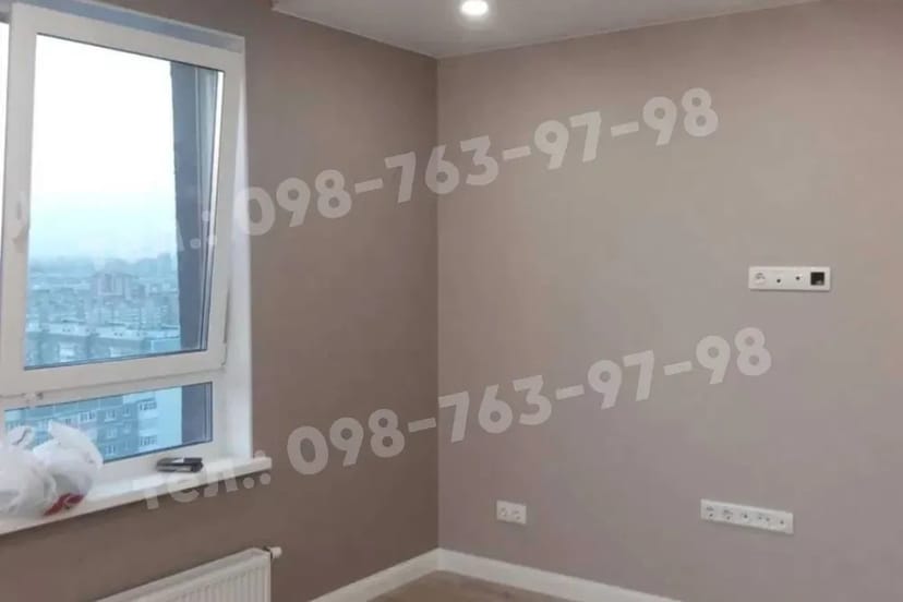 Поклейка шпалер у Києві: професійно, Поклейка шпалер Фарбування