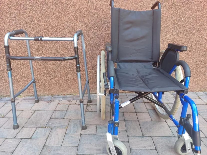 Ролатори , ходунки , костилі , інвалідні візки ортези вертикалізатор