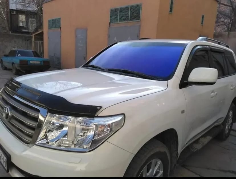 Тонування легкових і вантажних автомобілів. Будинків, офісів, вітрин, квартир