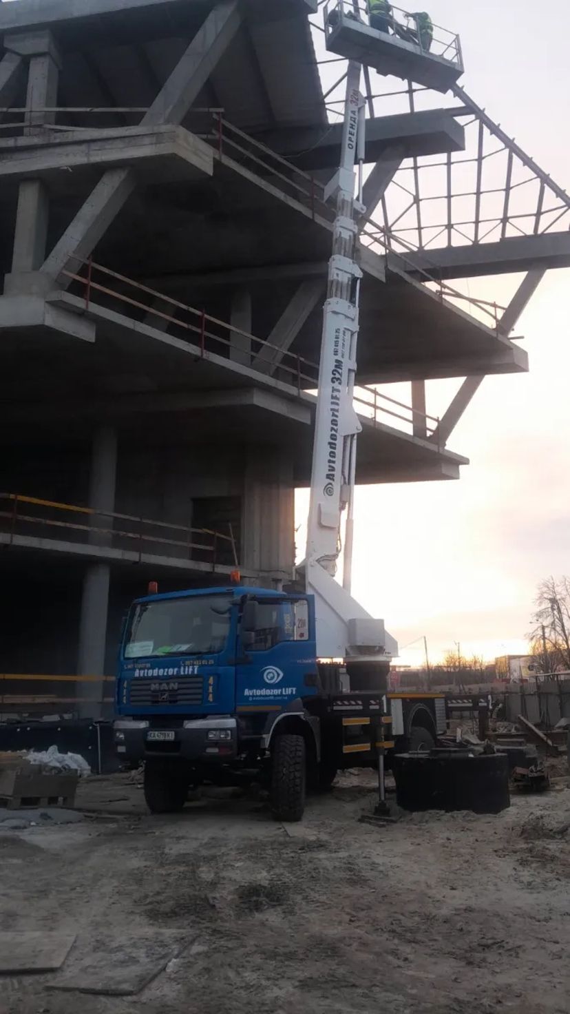 Автовишка 32м висота 4х4 