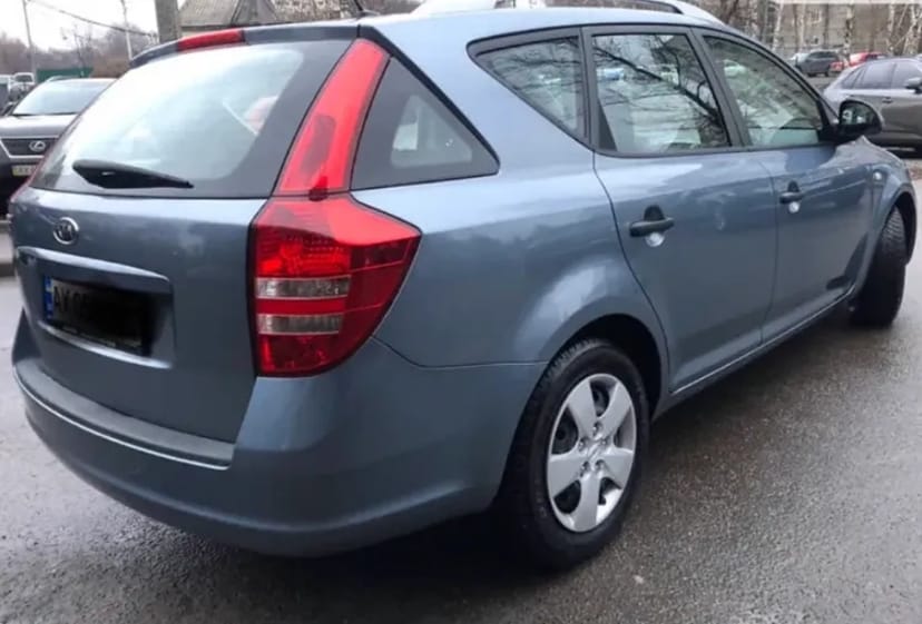 Авто КІА Сід