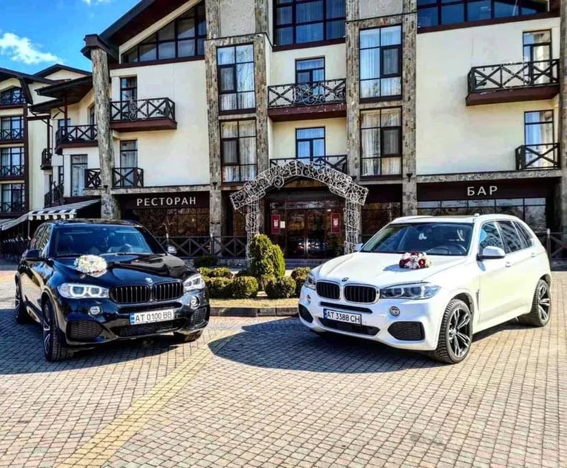 Весільний кортеж, авто на урочисту подію, VIP трансфер