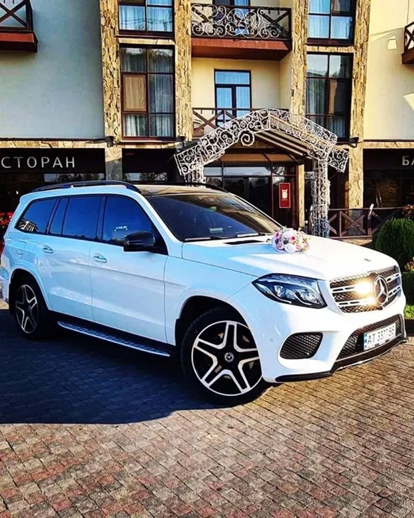 Весільний кортеж, авто на урочисту подію, VIP трансфер