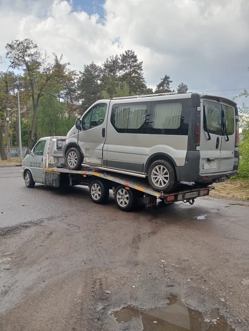 Послуги цілодобово евакуація авто сільсьхоз техніка
