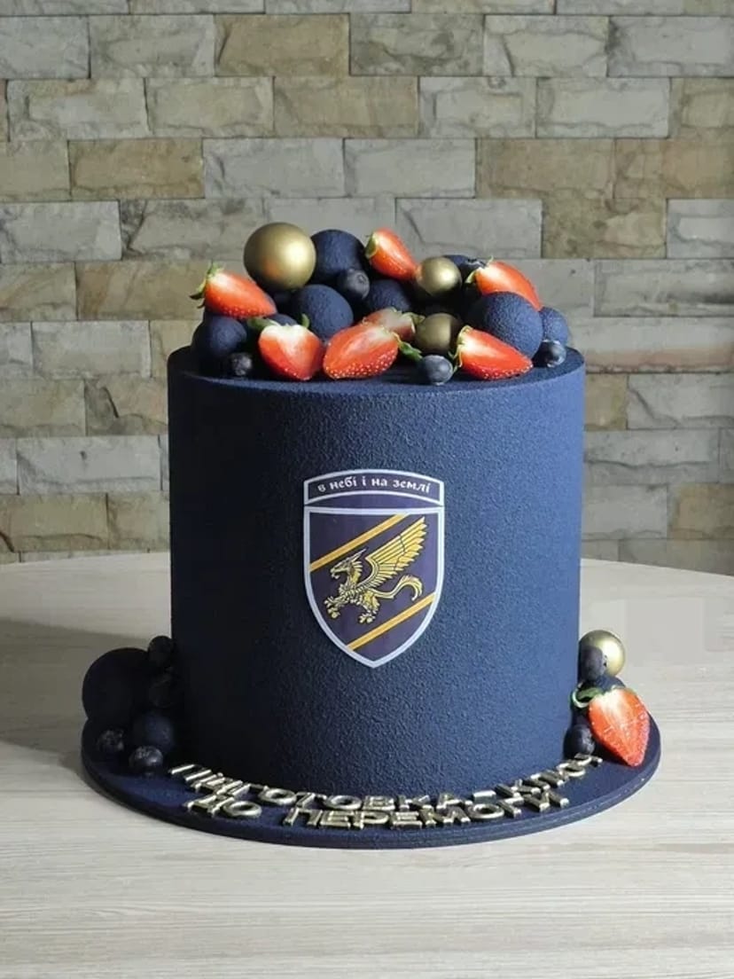 Торти на замовлення ,Різноманітні варіанти оформлення та смаку