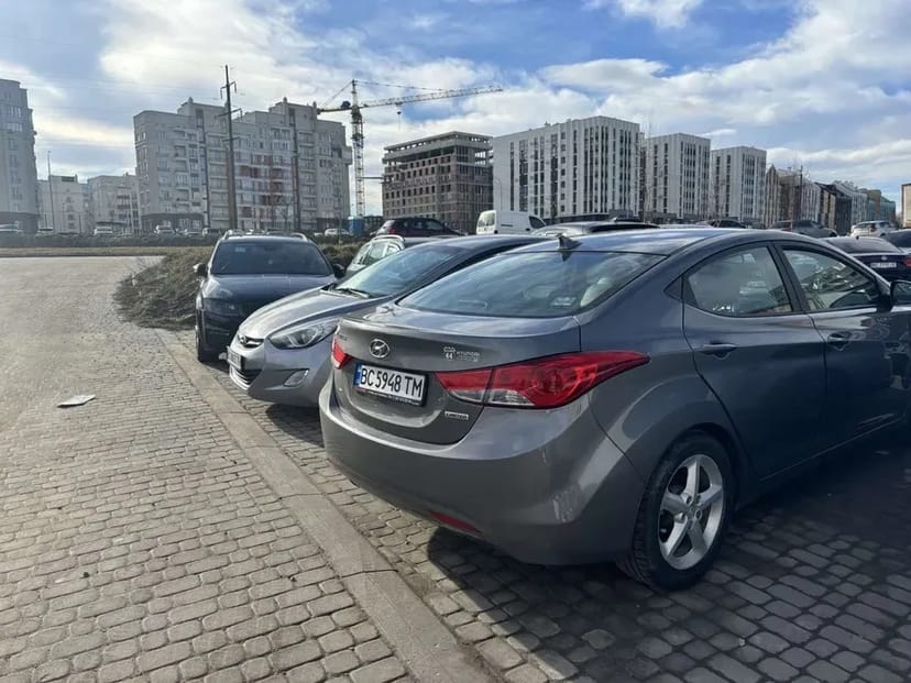 Hyundai Elantra ЛЬВІВ та область