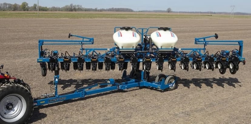 Сівалка Kinze 3600 ASD з електричним приводом