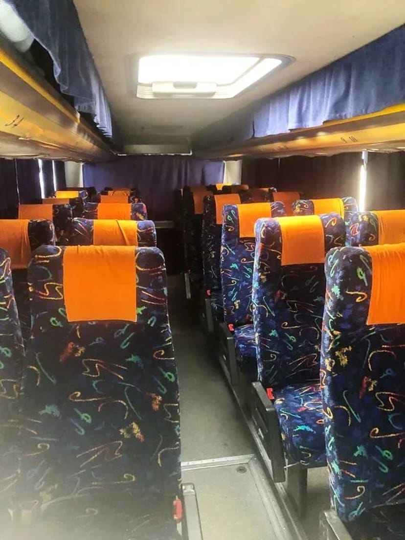 323 Автобус на весілля трансфер Isuzu білий