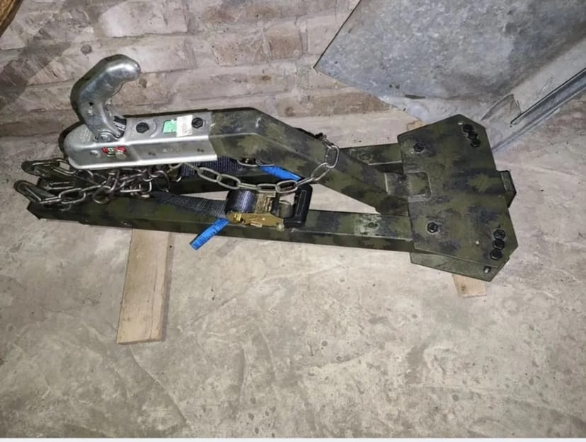 Жорстке зчеплення для буксирування автомобілів.