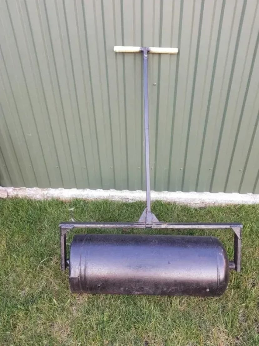 Каток садовий для вирівнювання ґрунту