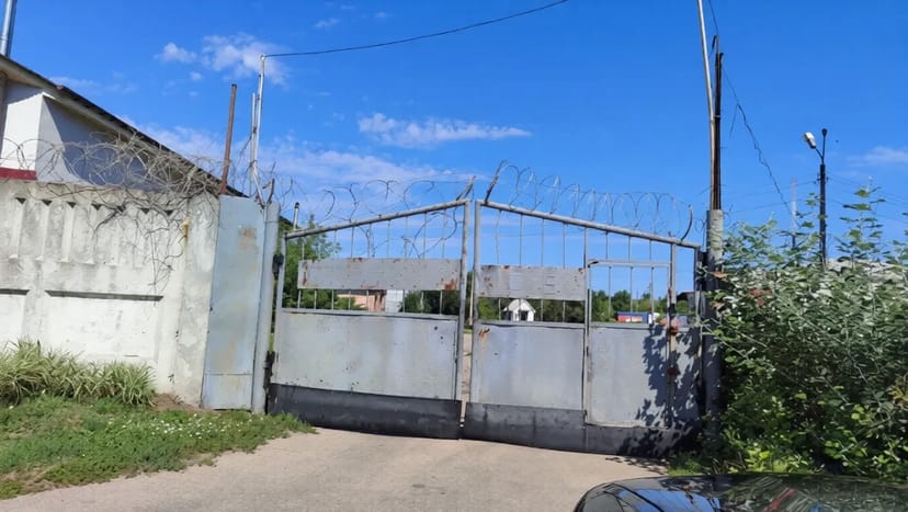 Парковка,парко місце під охороною