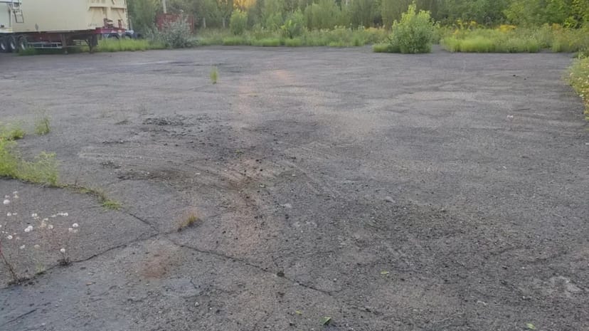 Парковка,парко місце під охороною