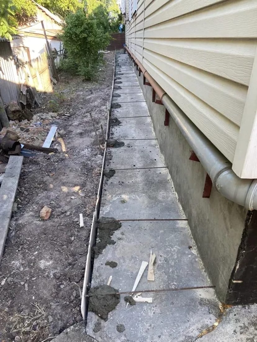 Ремонт квартир, кімнат . Демонтаж -Штукатурка -Стяжка -Ламінат