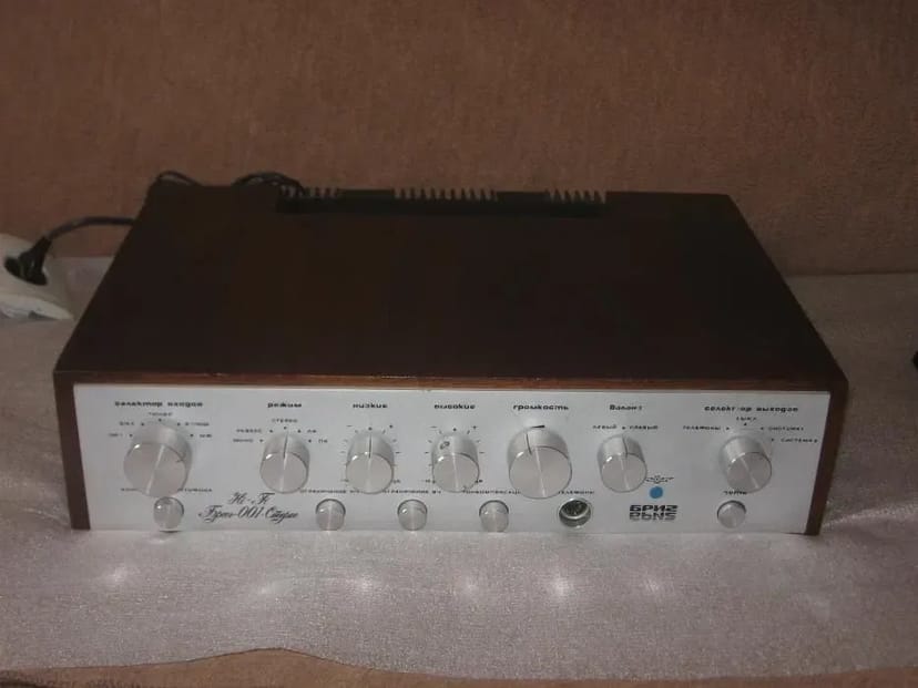 Ремонт якісний ретро радянської вінтажної радіоапаратури