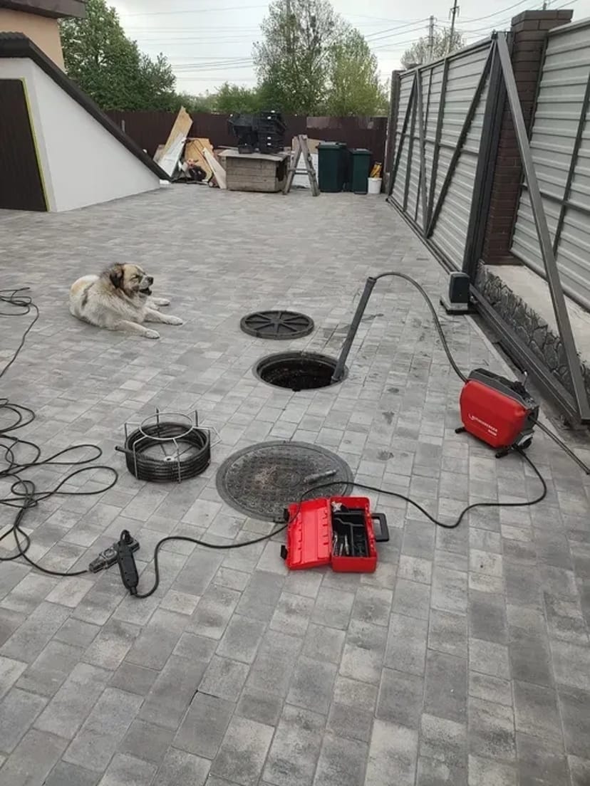 Професійна Чистка Каналізації. Усунення Засмічень Будь-якої Складності. Гарантія Якості!