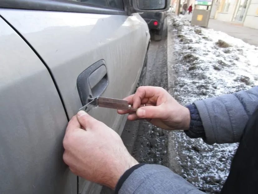 Ведмежатники Харків - Відкриття замків, автомобілів, сейфів 24/7.