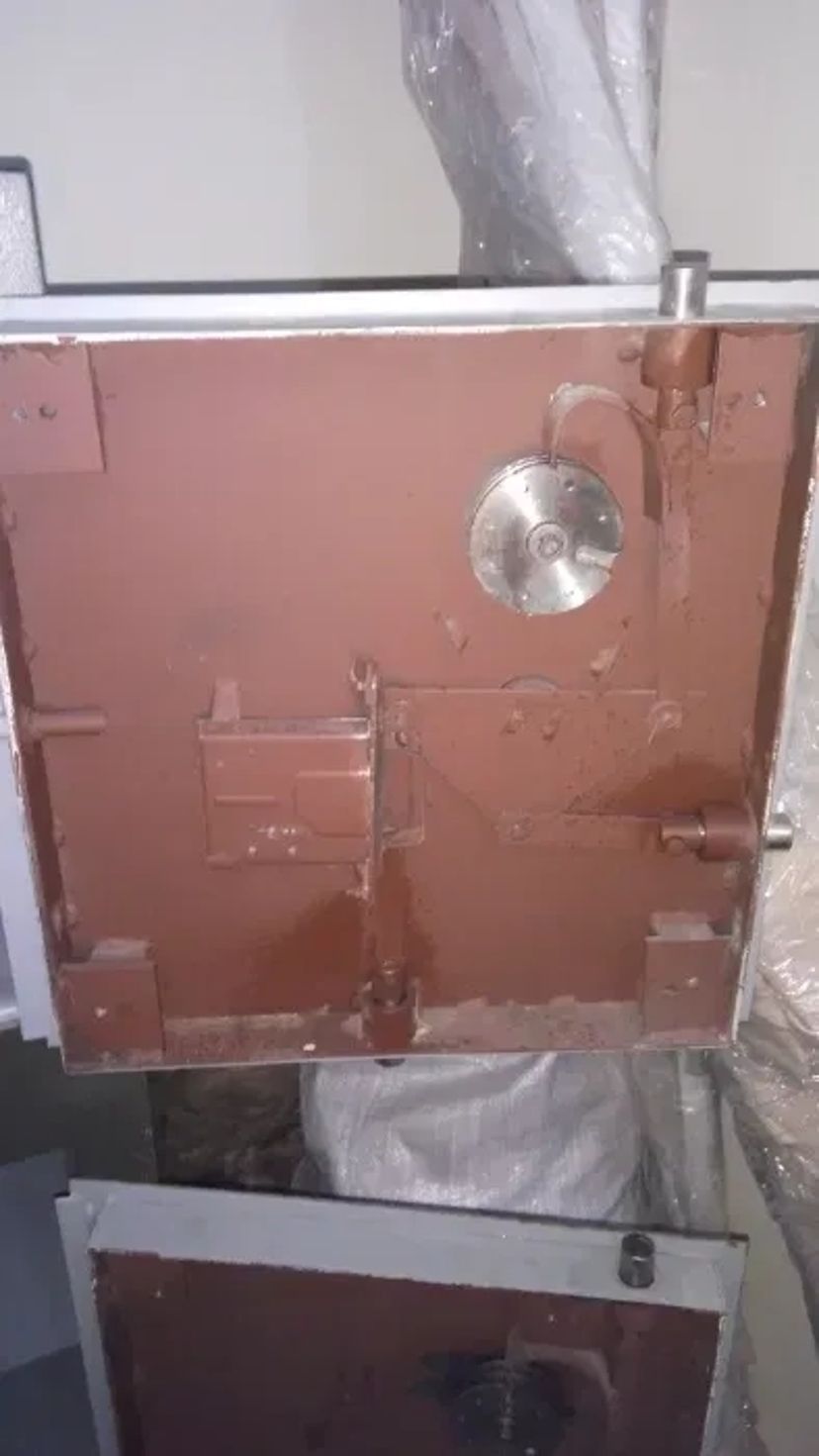 Ведмежатники Харків - Відкриття замків, автомобілів, сейфів 24/7.