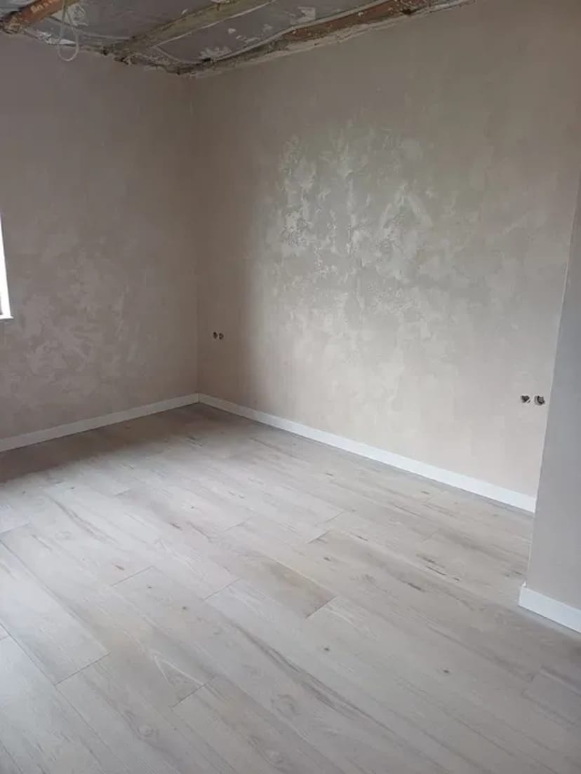 Декоративна штукатурка. Декоративне оздоблення стін і стелі.